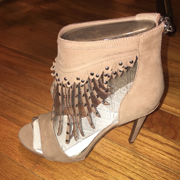 Jessica Simpson Heels - Picture 1 of 6